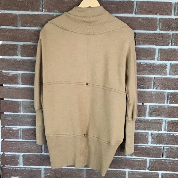 Aritzia - Wilfred Diderot Sweater Cocoon Cardigan - Picture 3 of 5